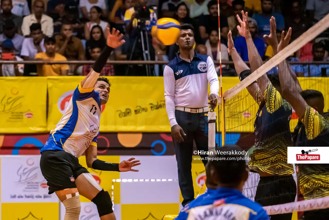 Isuru spiking during the Munchee championship